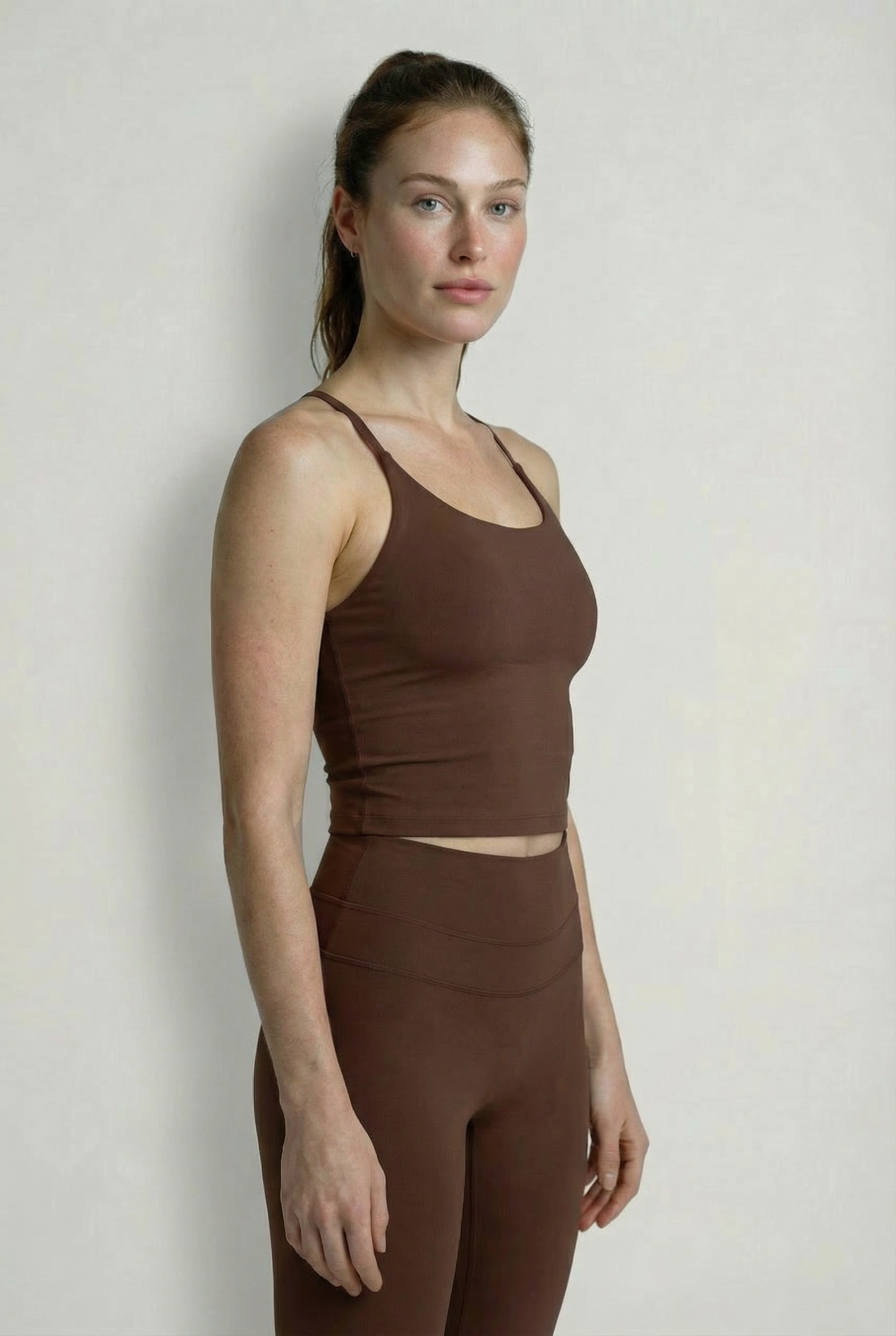 SCULPT CROSS-BACK TOP – CHOCOLATE BROWN