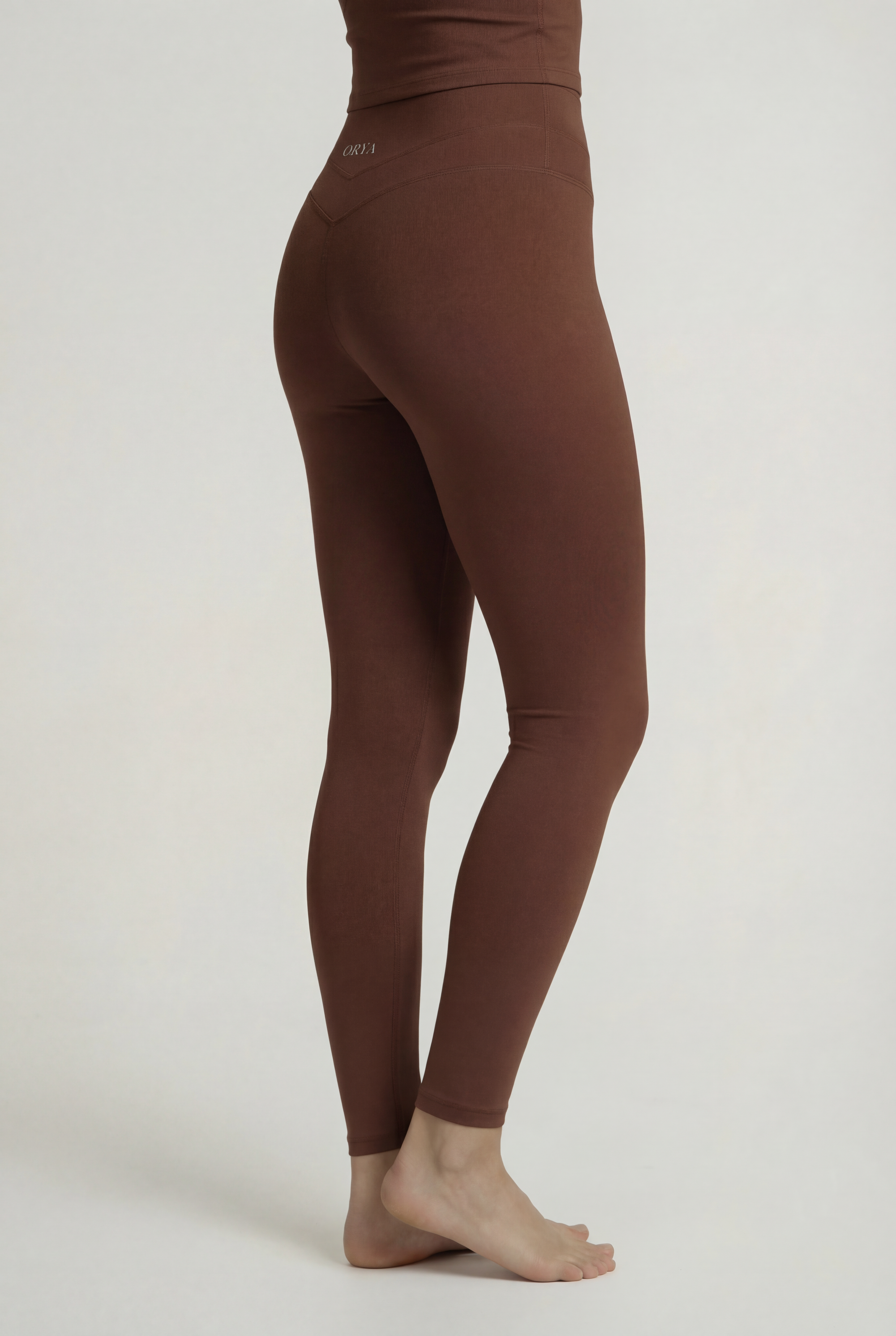 HIGH-WAISTED SCULPT LEGGINGS – CHOCOLATE BROWN