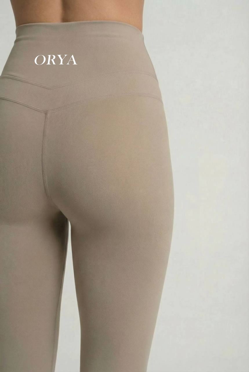 HIGH-WAISTED SCULPT LEGGINGS – SOFT BEIGE