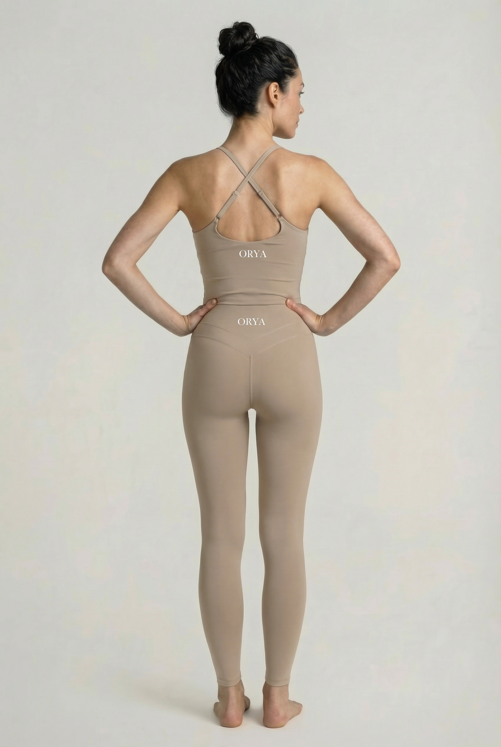 HIGH-WAISTED SCULPT LEGGINGS – SOFT BEIGE