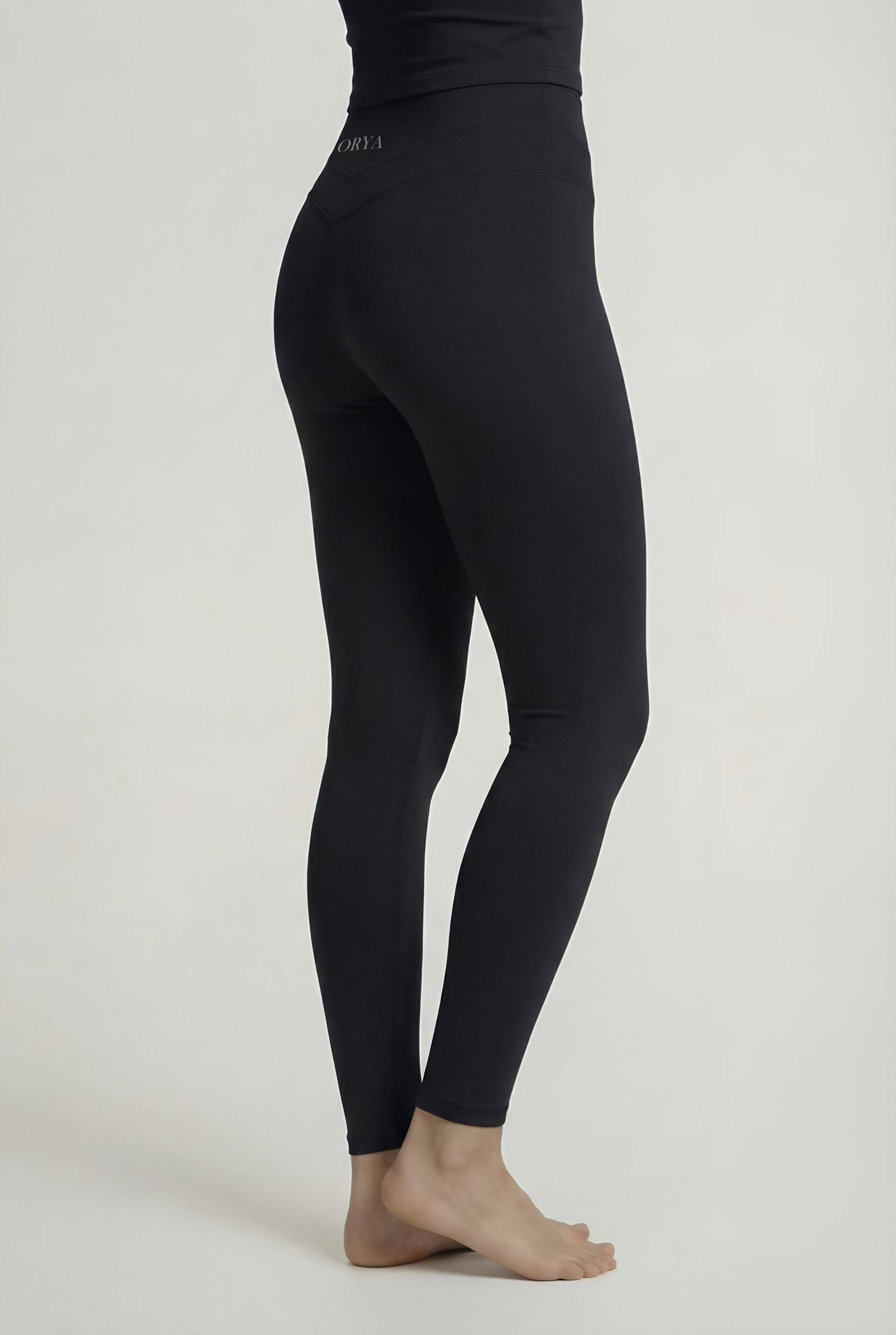 HIGH-WAISTED SCULPT LEGGINGS – BLACK